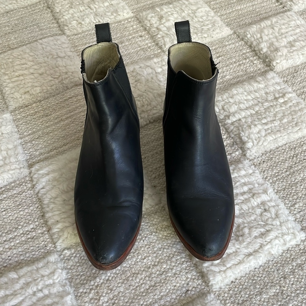 Nisolo Black Ankle Boots